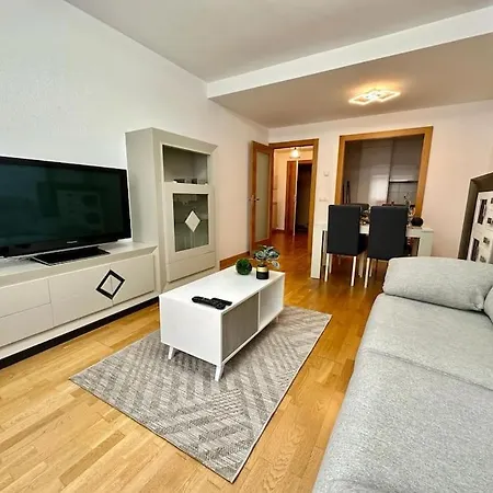 Studio 14 + Garaje Incluido. Nuevo, Elegante, Acogedor. Haro Esterno foto